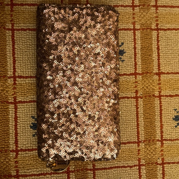 Deux Lux Gold Sequin Wallet Clutch - Picture 3 of 7